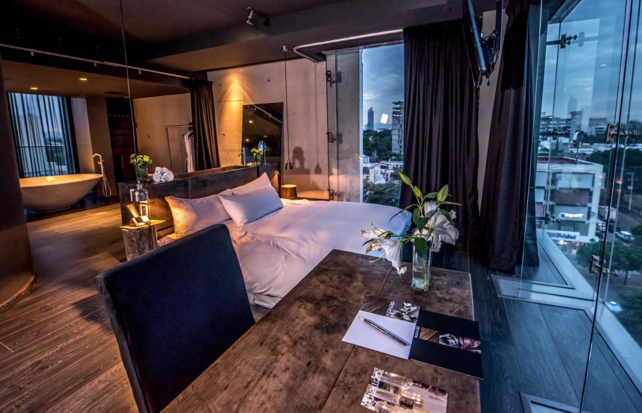 Demetria Hotel Guadalajara Kültér fotó